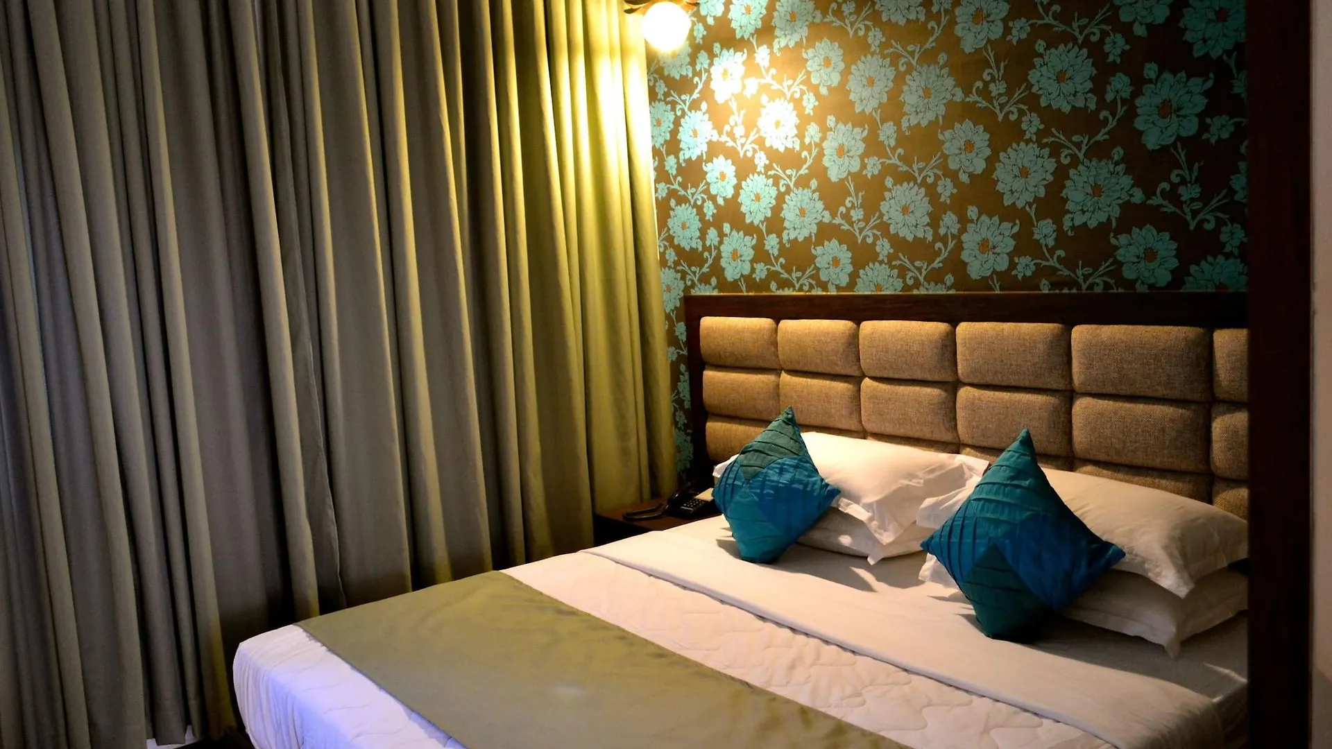 Hotel Buddha Varanasi