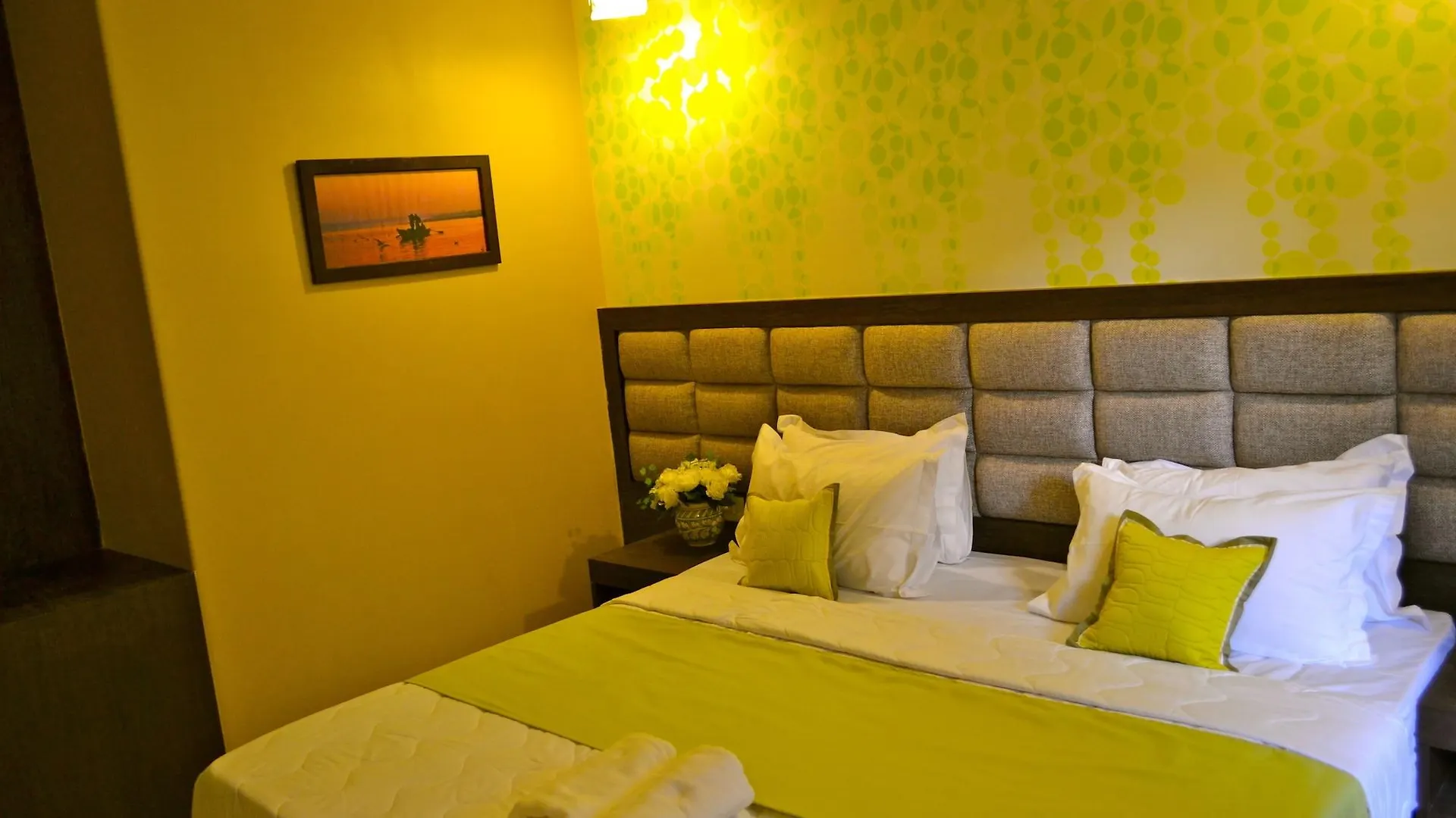 ***  Hotel Buddha Varanasi India