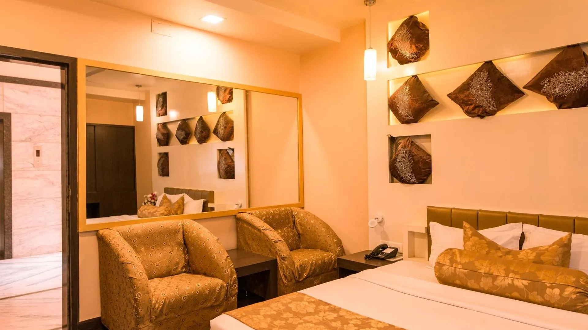 Hotel Buddha Varanasi 3*,  India