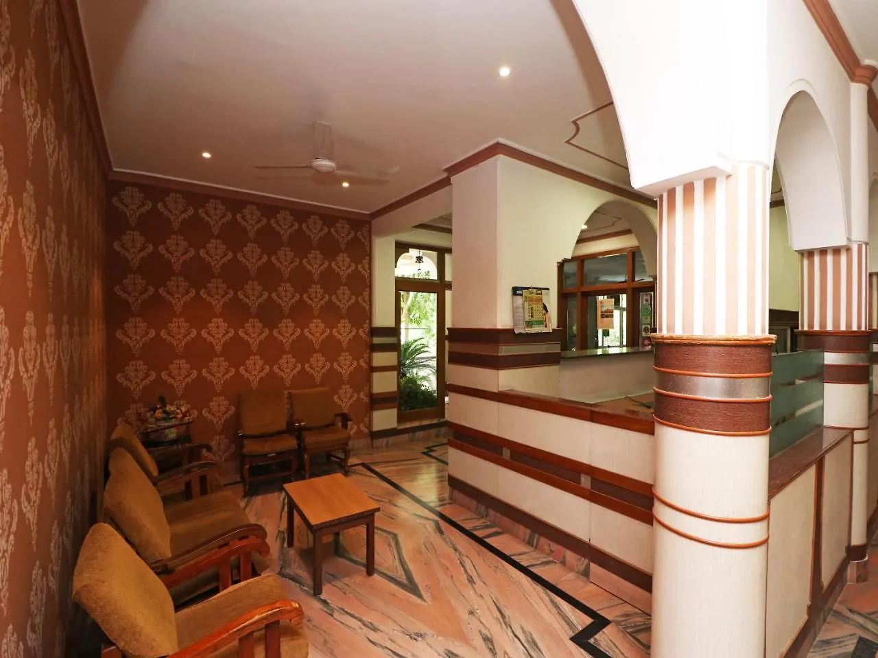 Hotel Buddha Varanasi Hindistan
